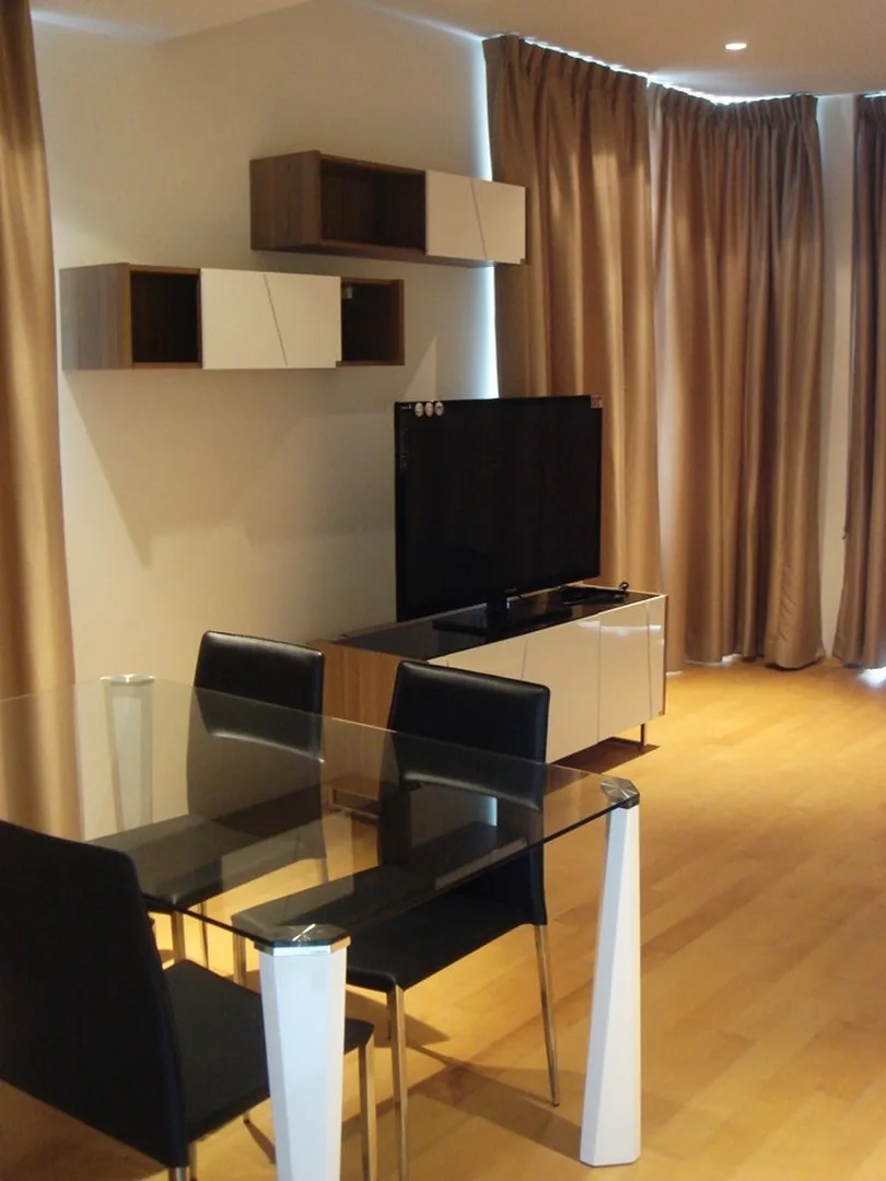 Property photos for Villa Rachatewi