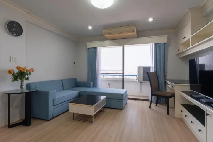 Property photos for Regent Srinakarin Tower