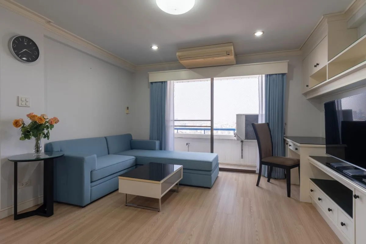 Property photos for Regent Srinakarin Tower