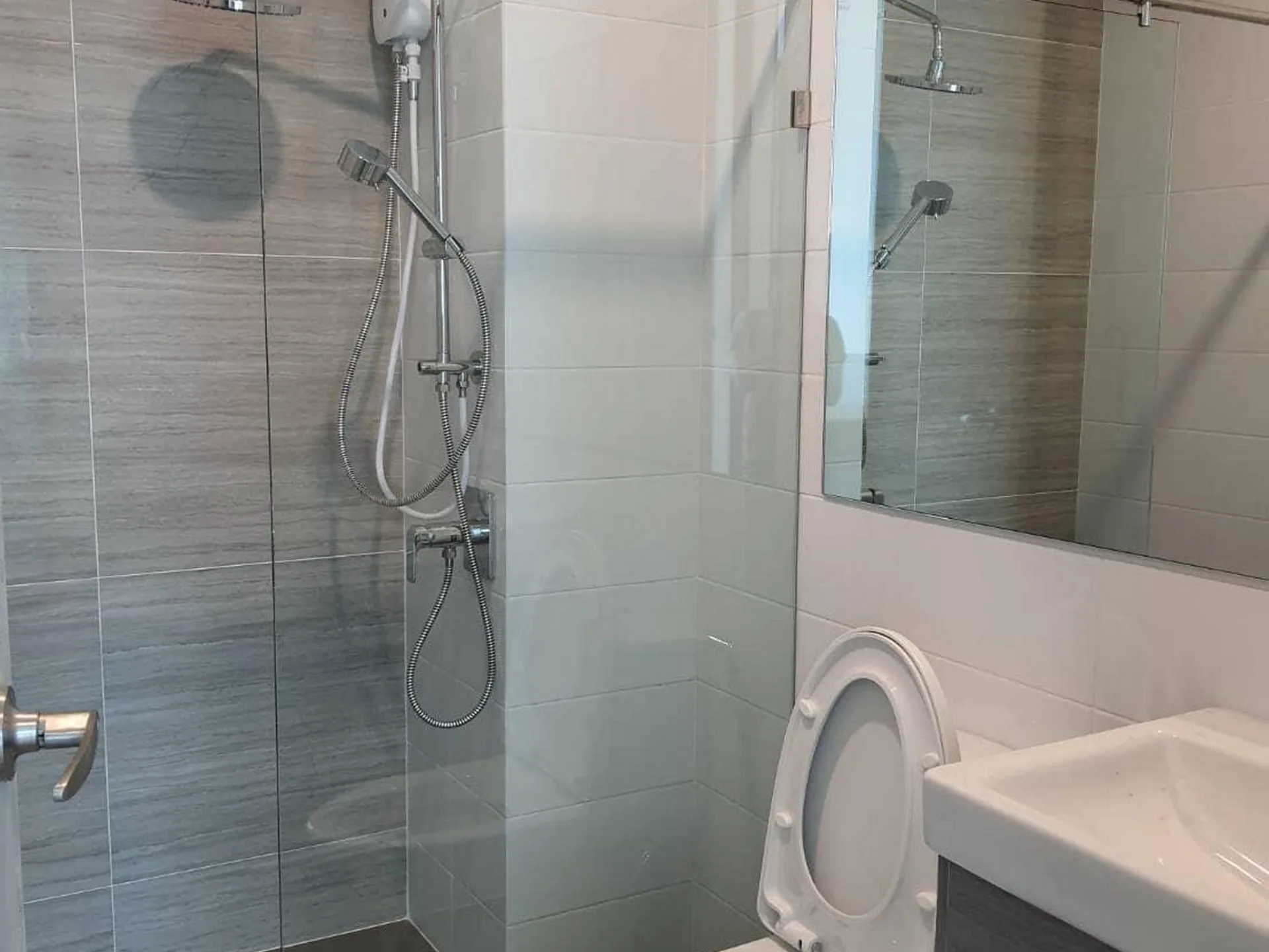 Property photos for KNIGHTSBRIDGE COLLAGE RAMKHAMHAENG