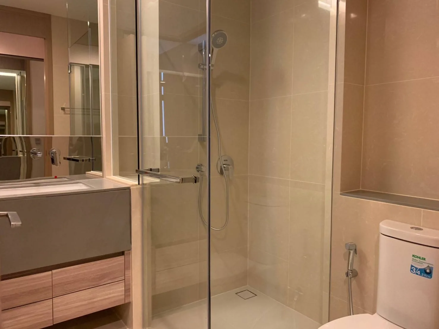 Property photos for The Esse Asoke