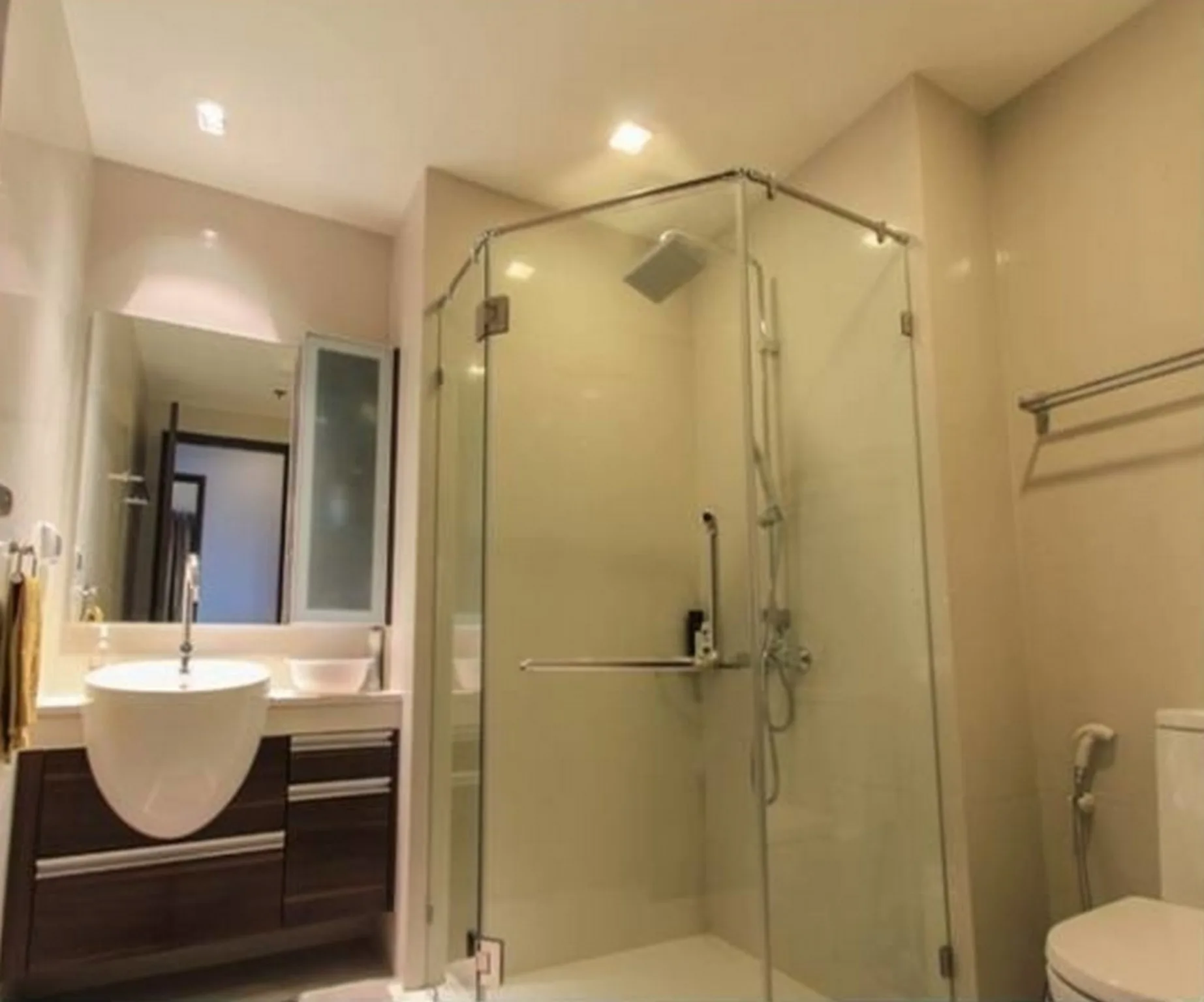 Property photos for Sky Walk Condominium