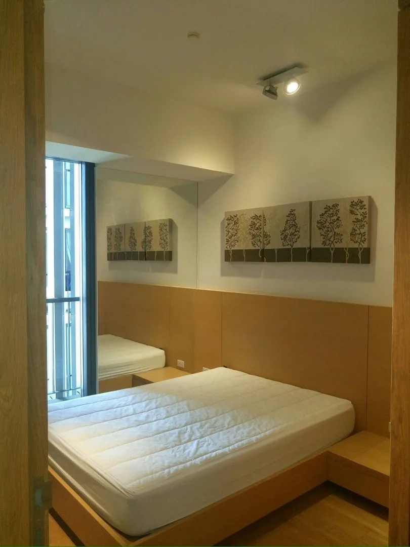 Property photos for The Met