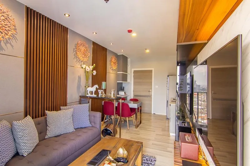Property photos for The Key Sathorn - Charoenraj