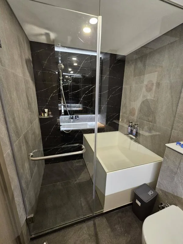 Property photos for Siamese Rama 9