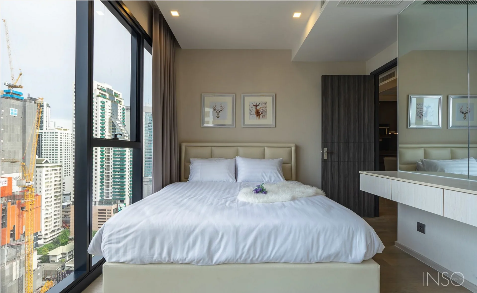 Property photos for Ashton Asoke