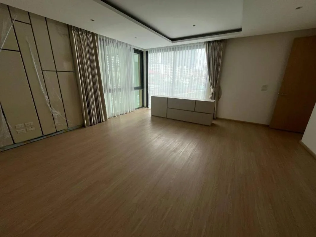 Property photos for Single House 49/19
