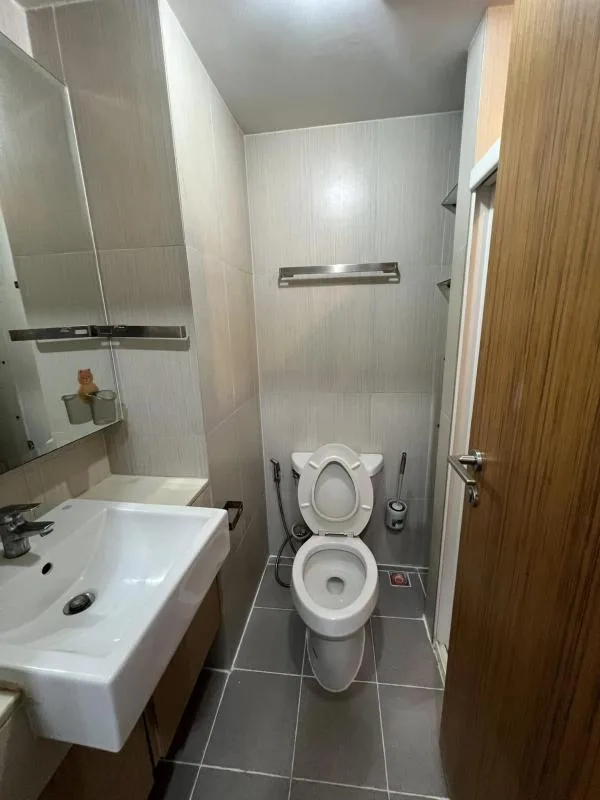 Property photos for Zenith Place Sukhumvit 42