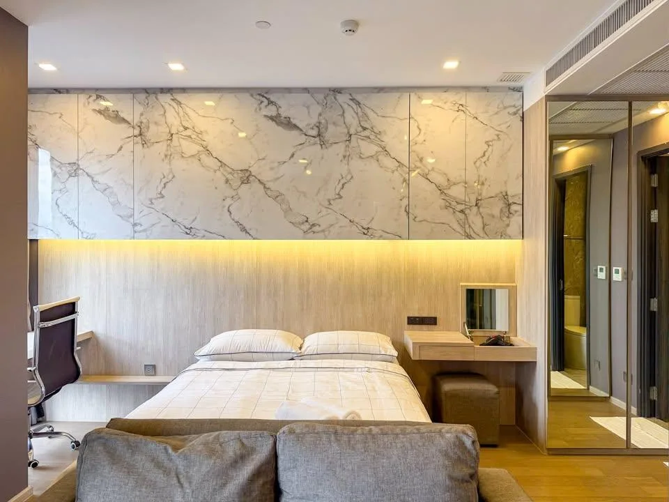 Property photos for Ashton Asoke