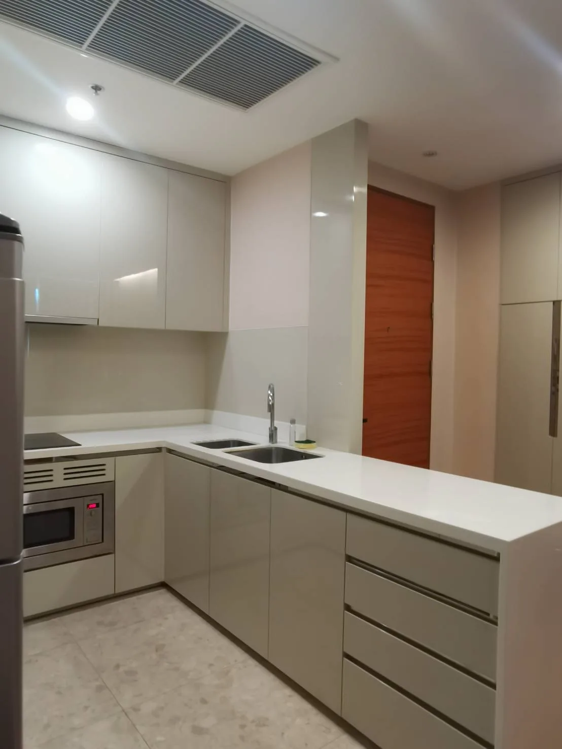 Property photos for The Address Sukhumvit 28