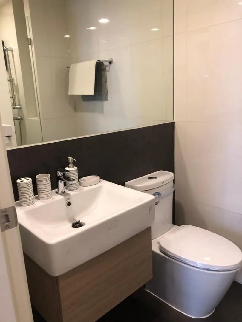 Property photos for Chambers On - nut Station