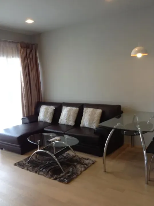 Property photos for Noble Refine