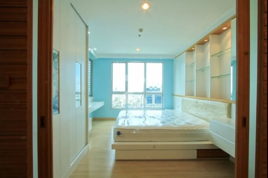 Property photos for Life @ Sathorn 10