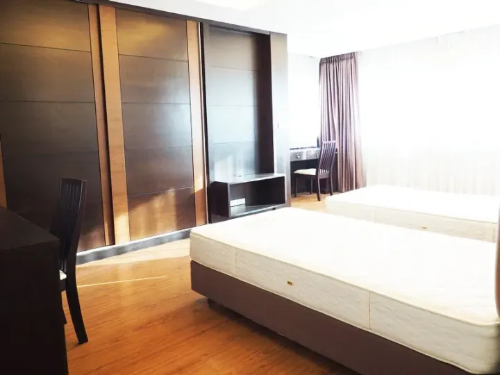 Property photos for Sathorn Gardens