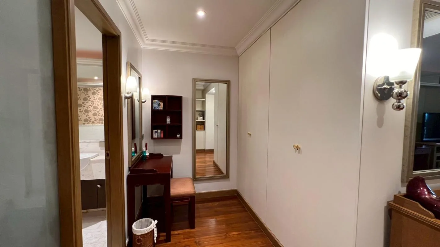 Property photos for Sathorn Park Place