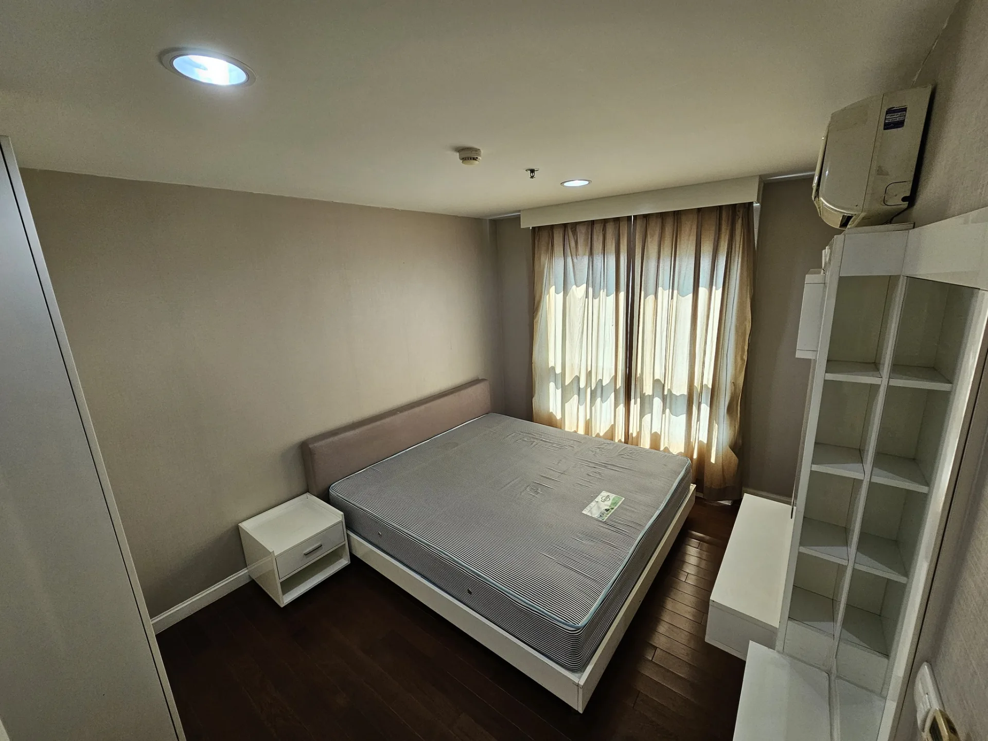 Property photos for Belle Grand Rama 9