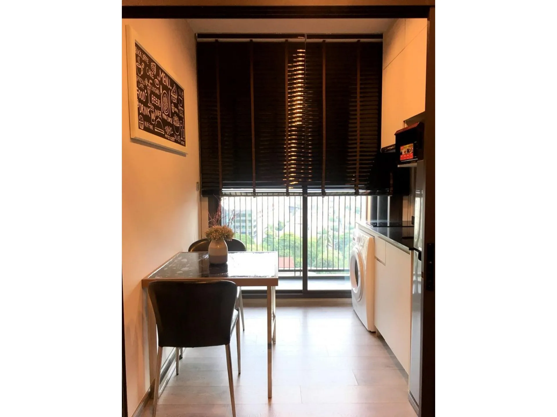 Property photos for Whizdom Avenue Ratchada - Ladprao