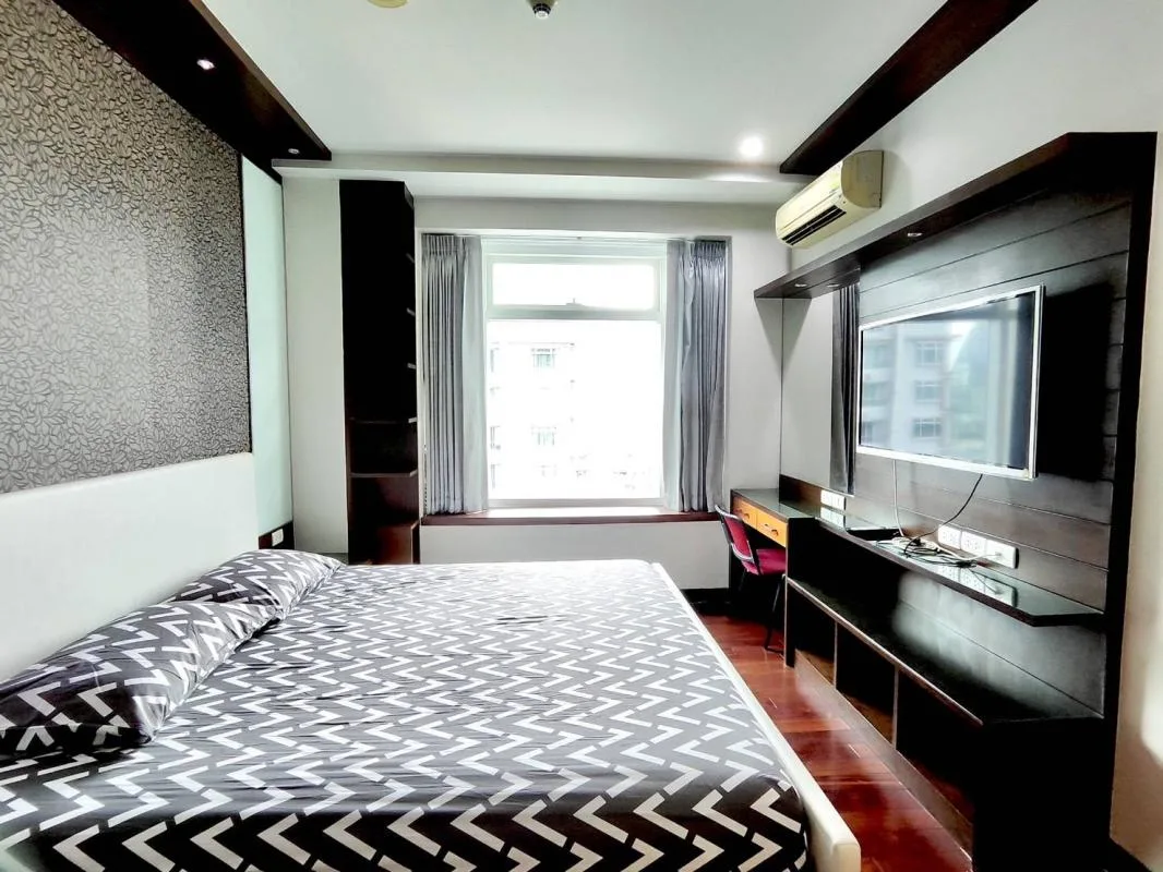 Property photos for Circle Condominium