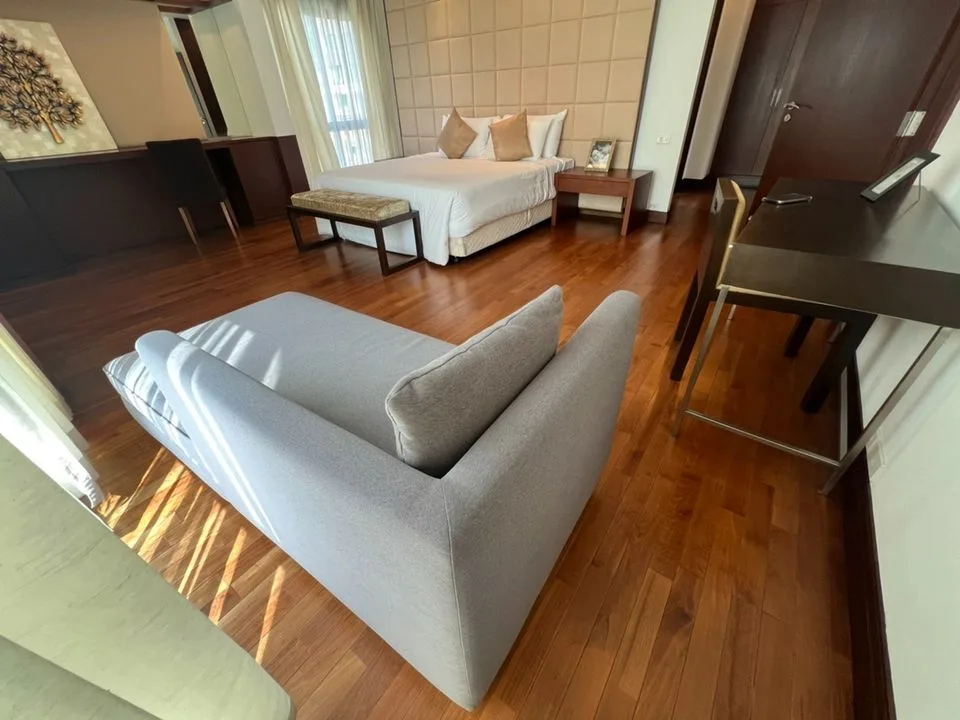 Property photos for Royal Residence Park