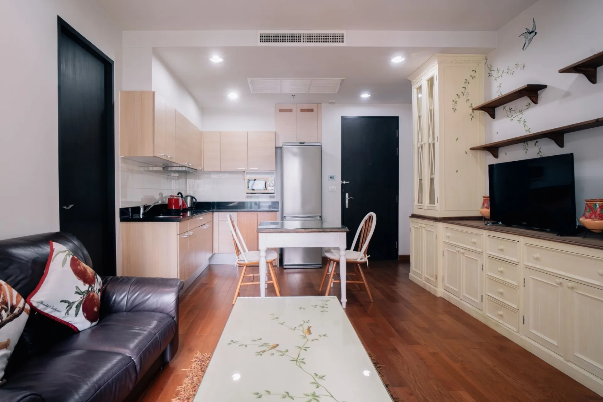 Property photos for The Address Chidlom