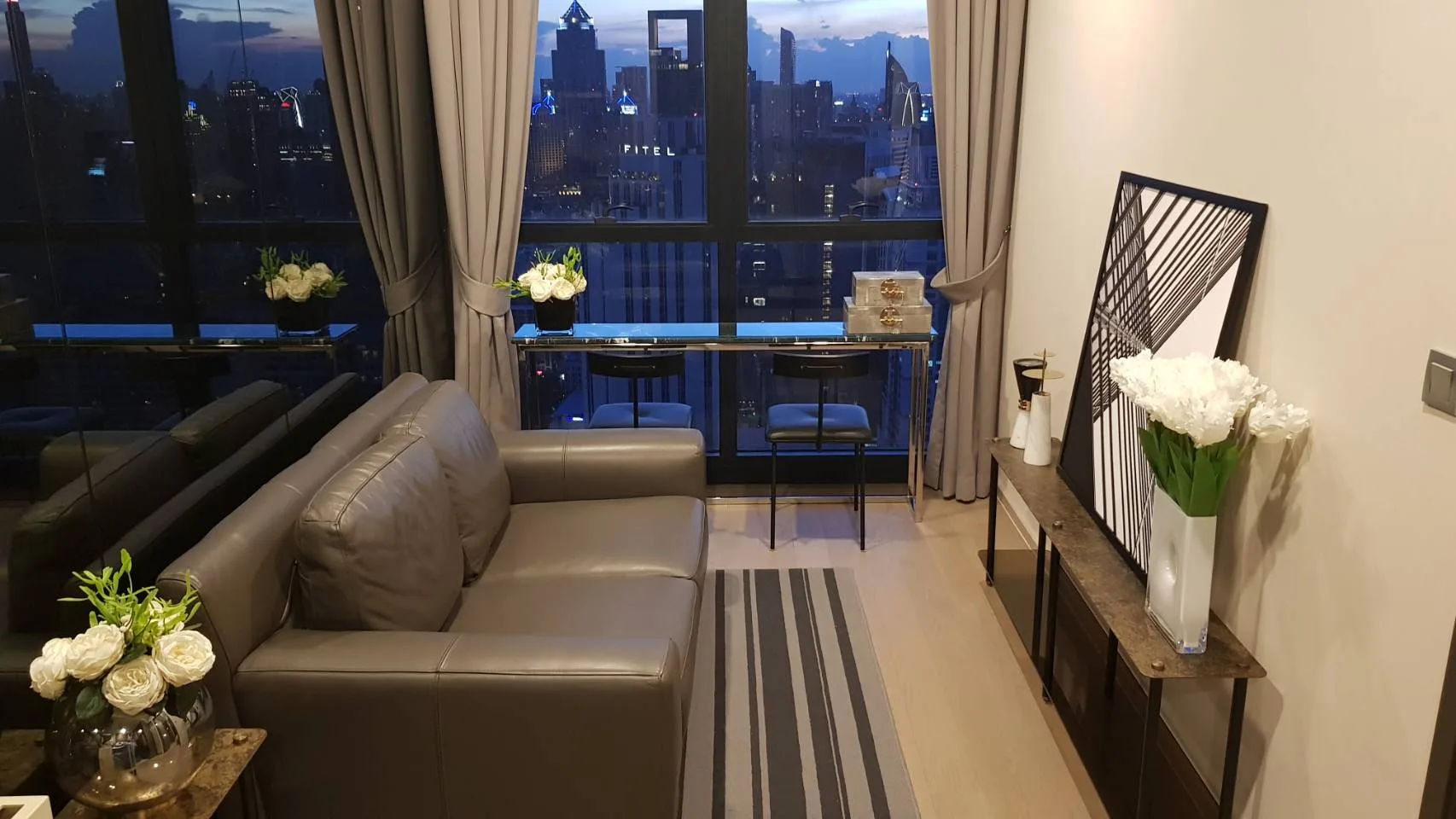 Property photos for Ashton Asoke