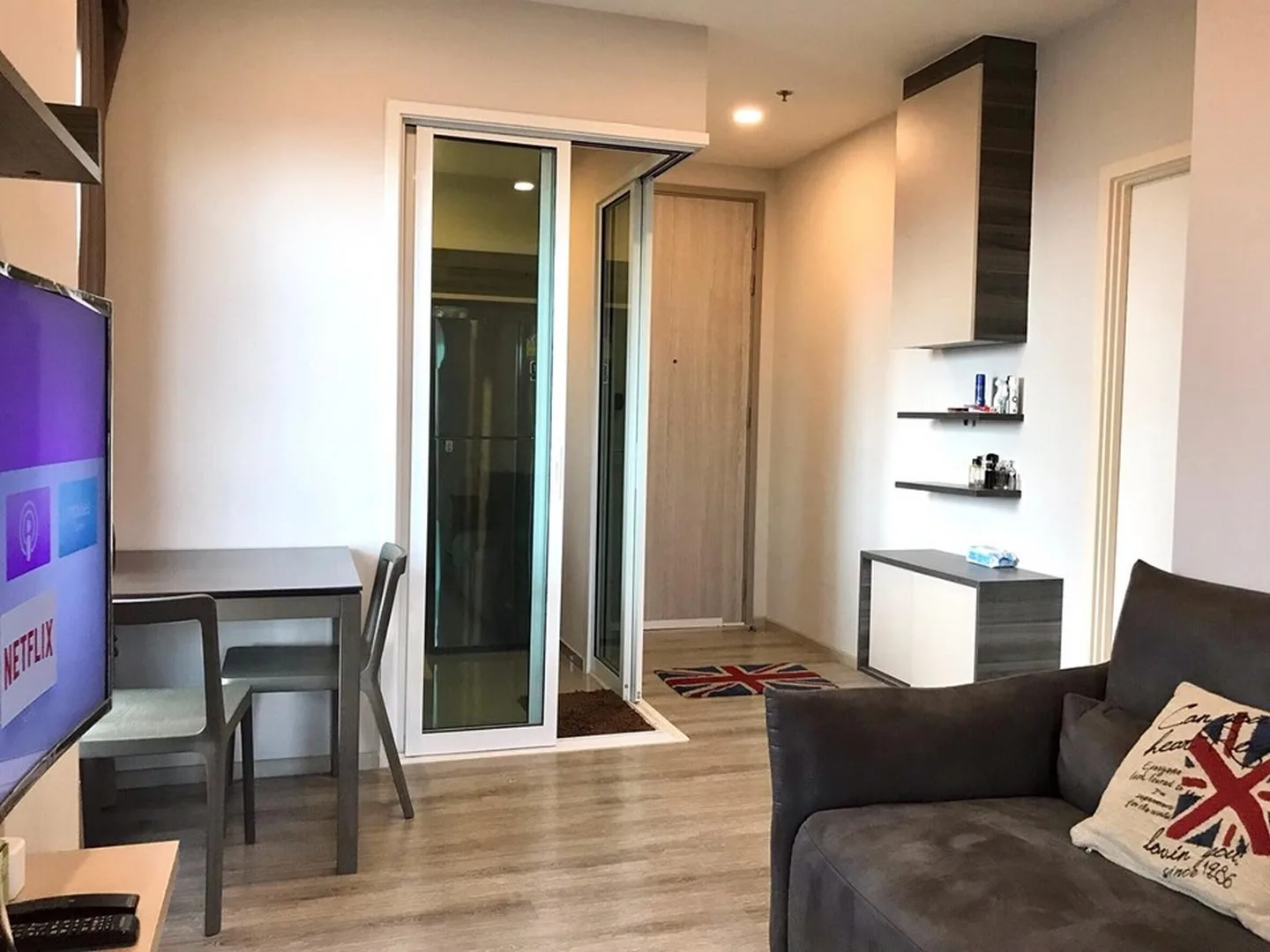 Property photos for Centric Ari Station