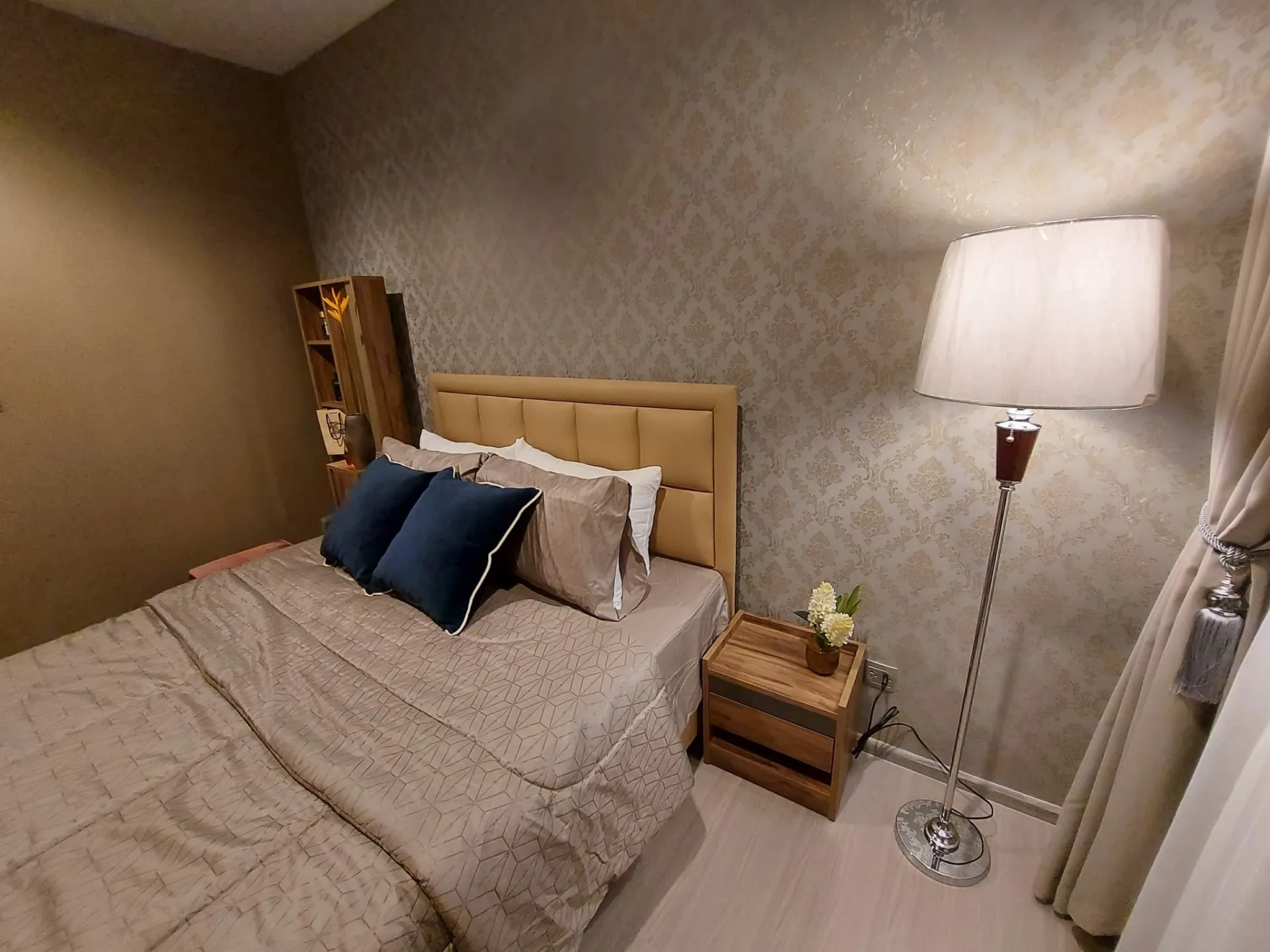 Property photos for LIFE Asoke - Rama 9