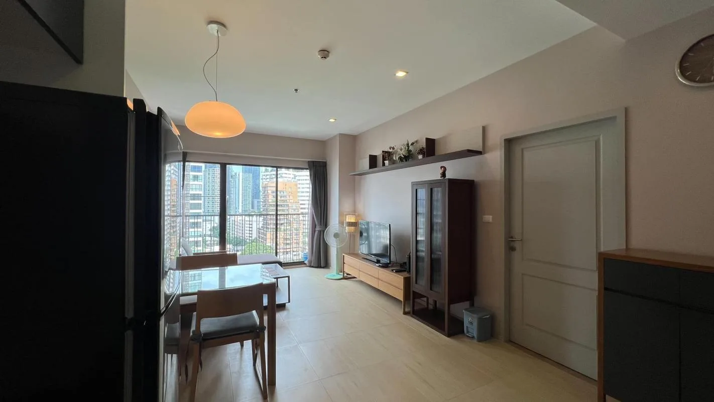Property photos for Noble Refine