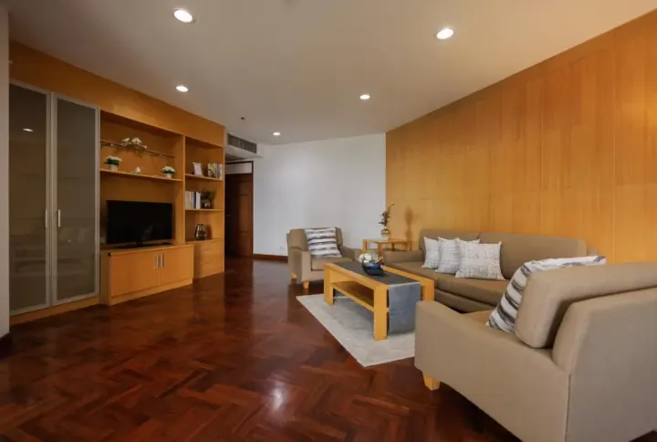 Property photos for The Grand Sethiwan Sukhumvit 24