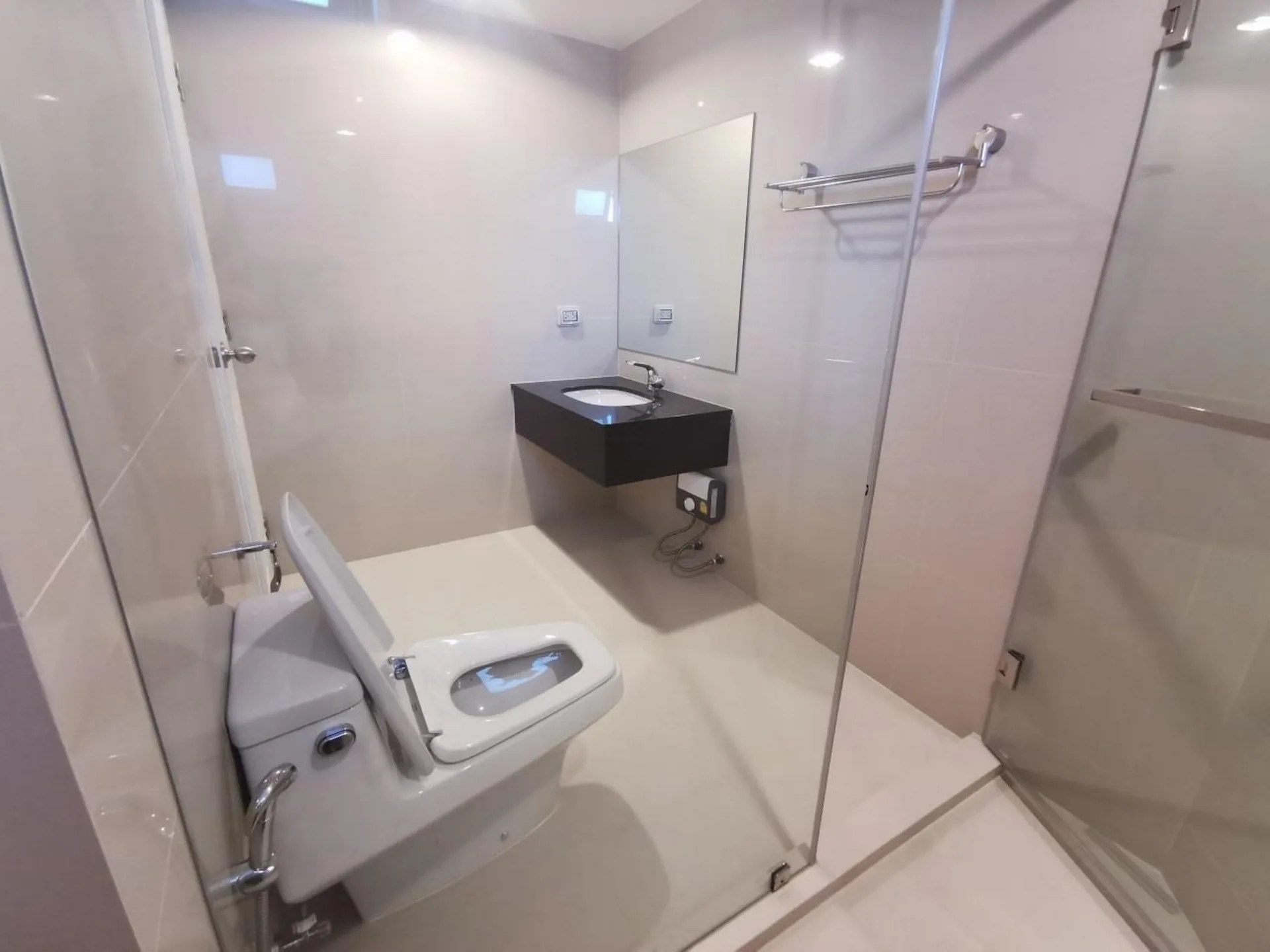 Property photos for Belle Grand Rama 9