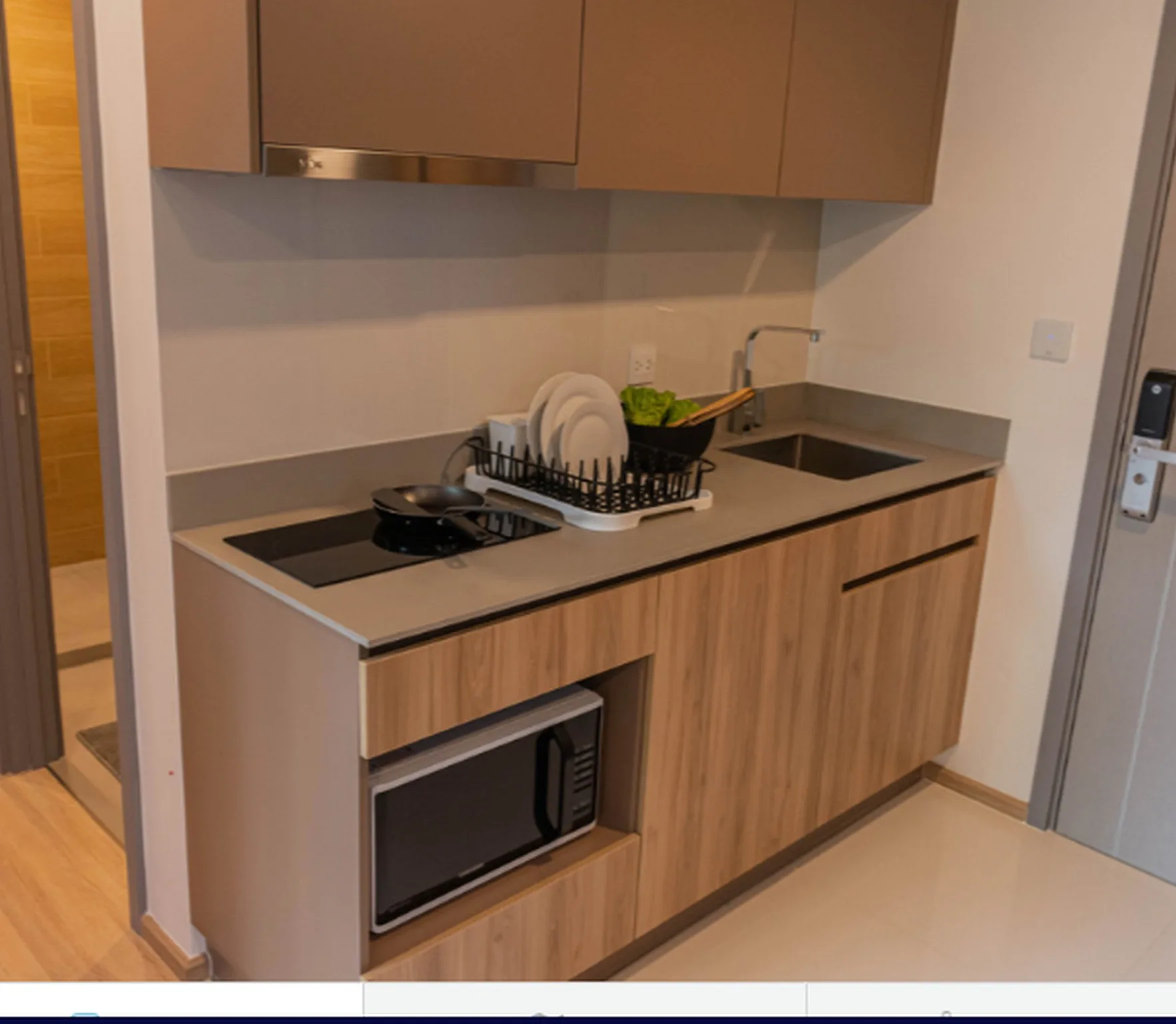 Property photos for Taka Haus Ekamai 12