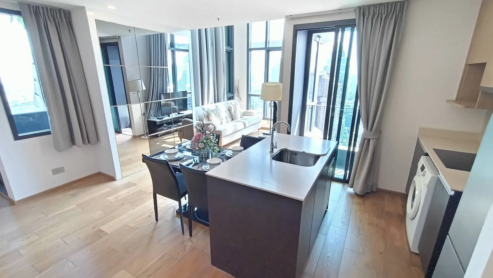 Property photos for Q Chidlom - Phetchaburi