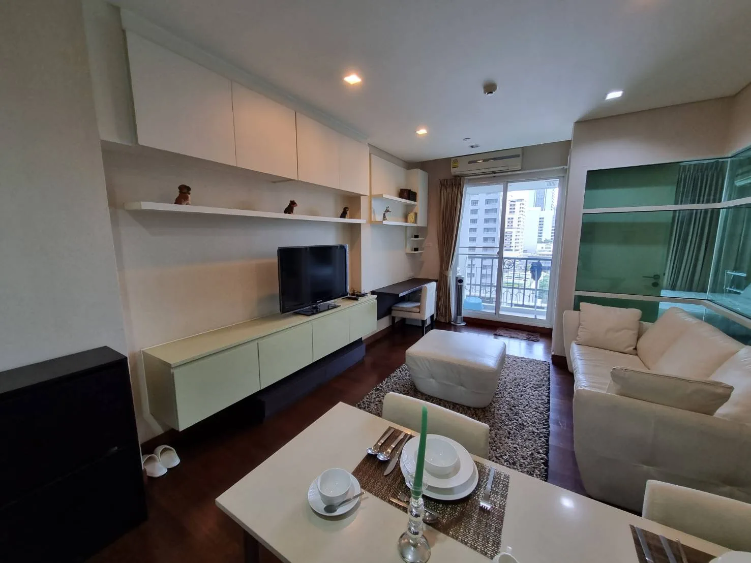 Property photos for Ivy Thonglor