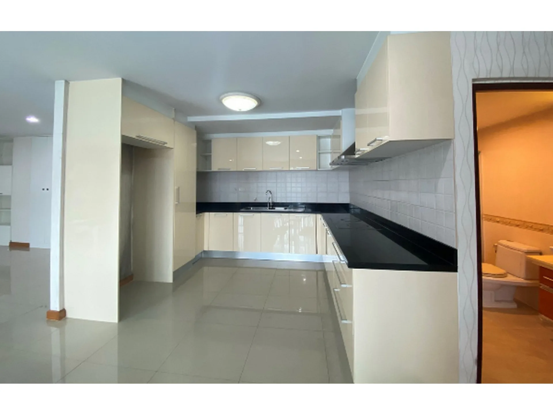Property photos for Le Celeste Rama 9 - Srinakarin