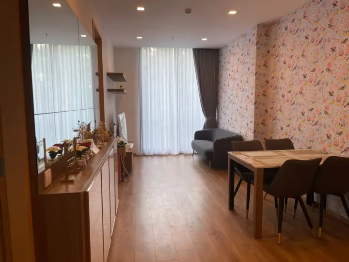Property photos for Noble BE 33