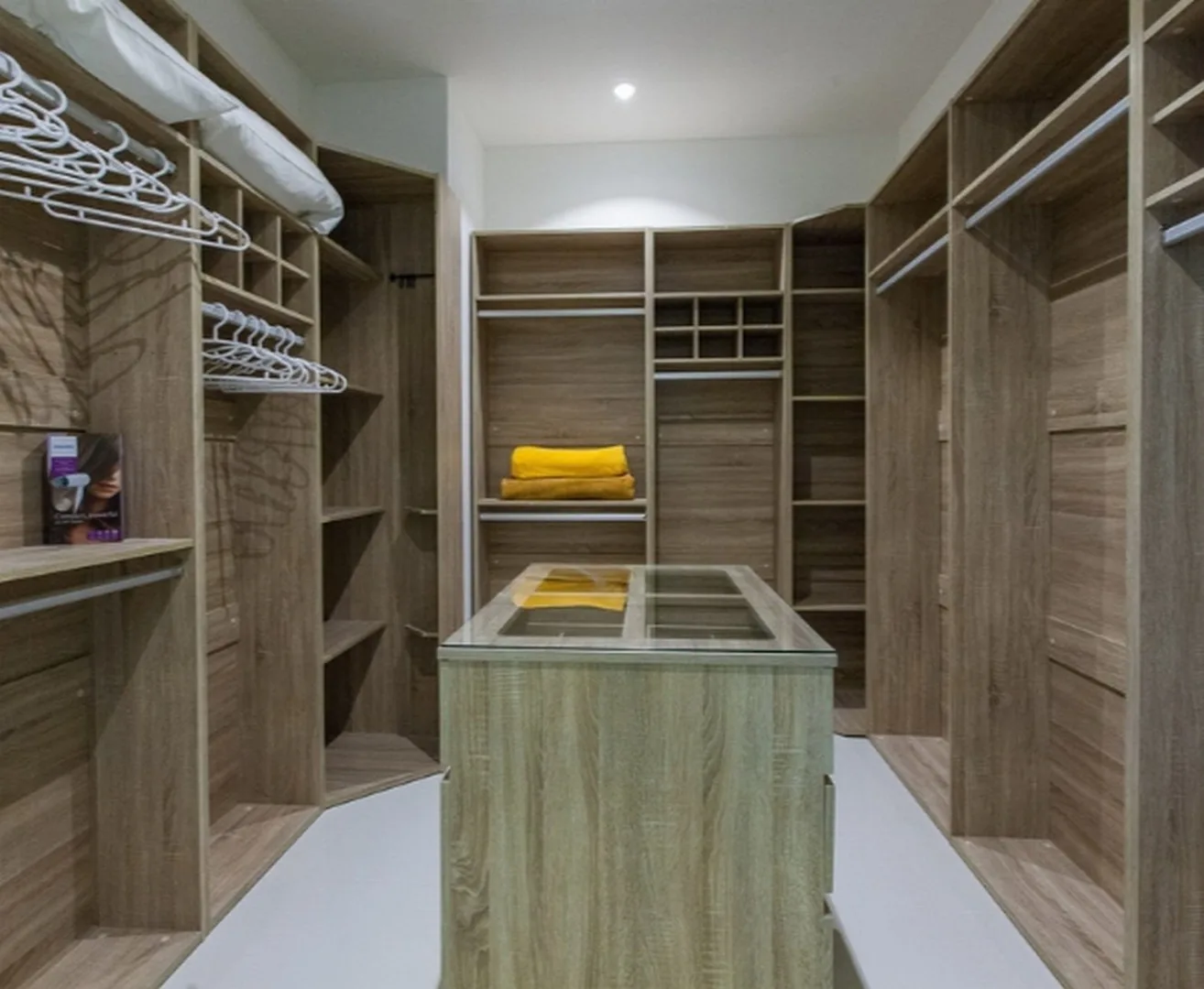 Property photos for Baan Sathorn Chaopraya