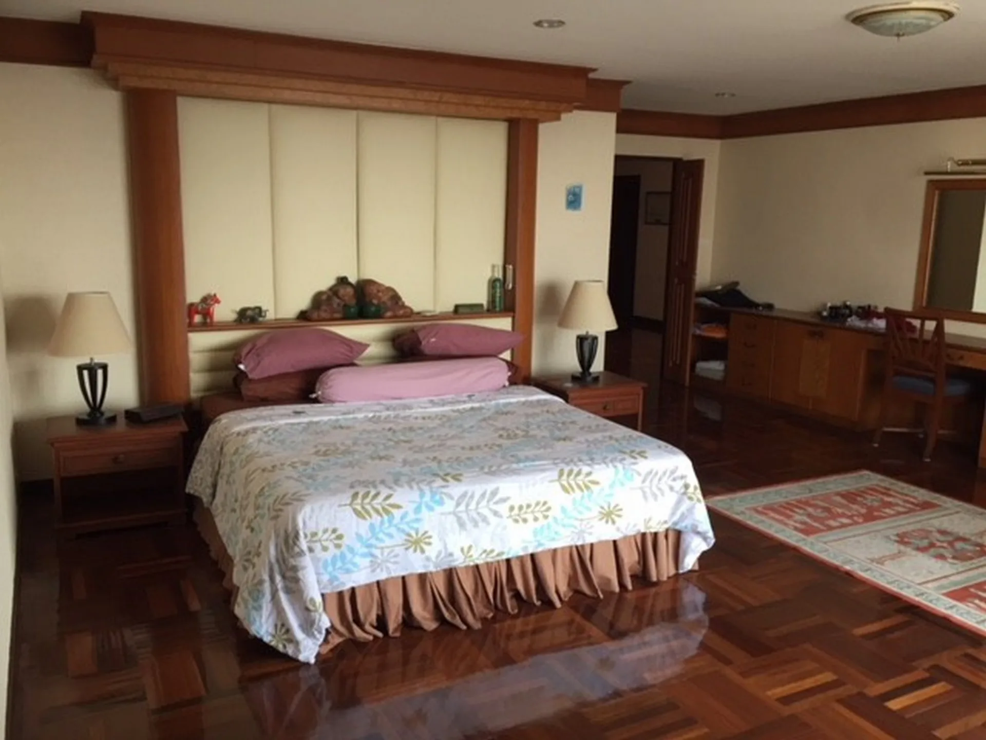 Property photos for The Habitat Sukhumvit 53