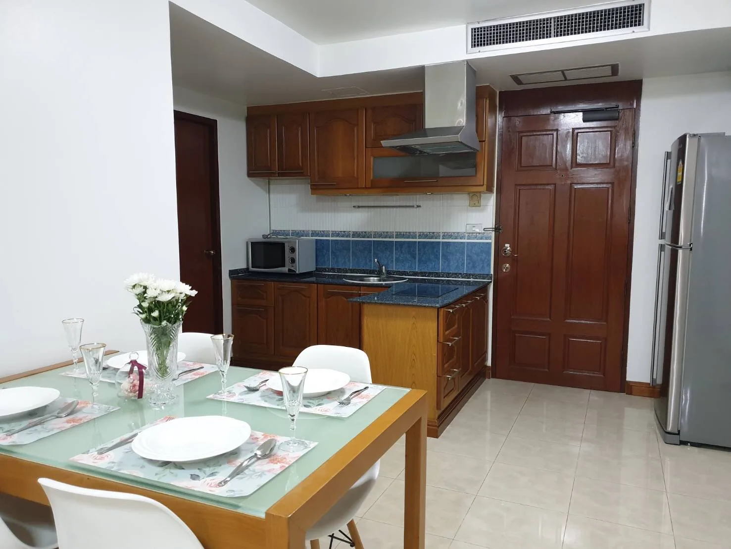 Property photos for Noble Revent
