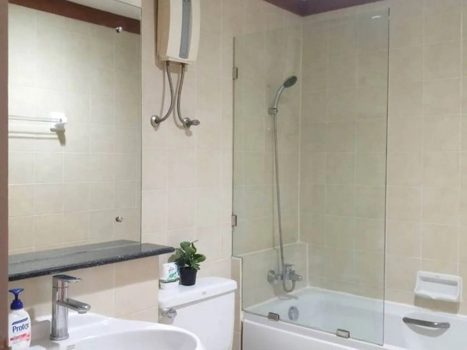 Property photos for The Waterford Diamond
