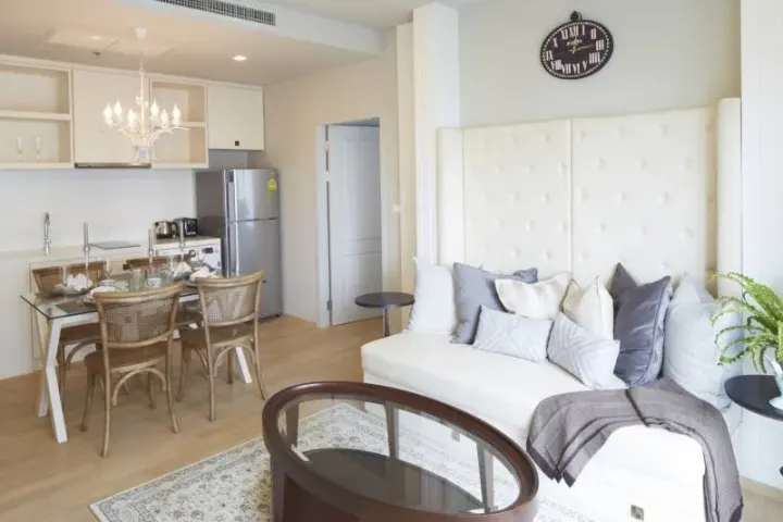 Property photos for Noble Refine