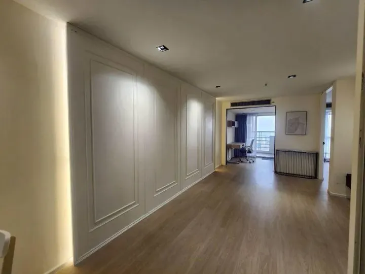 Property photos for The Waterford Diamond