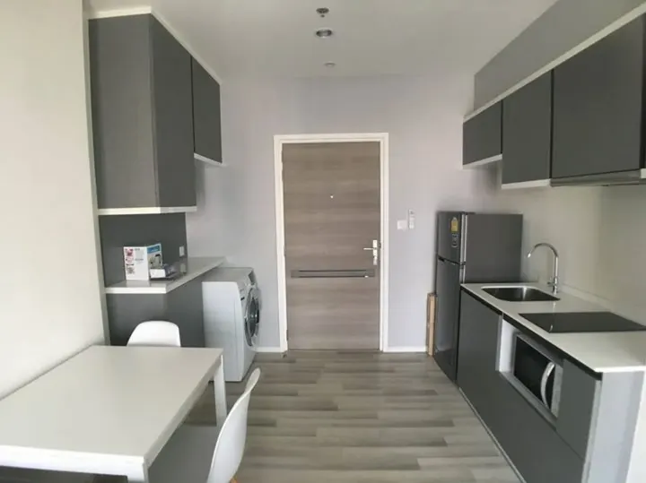 Property photos for The Key Sathorn - Charoenraj