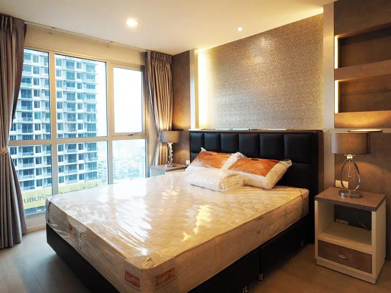 Property photos for Rhythm Sathorn - Narathiwas