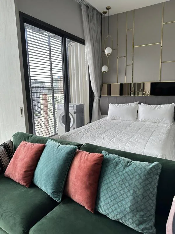 Property photos for Mazarine Ratchayothin