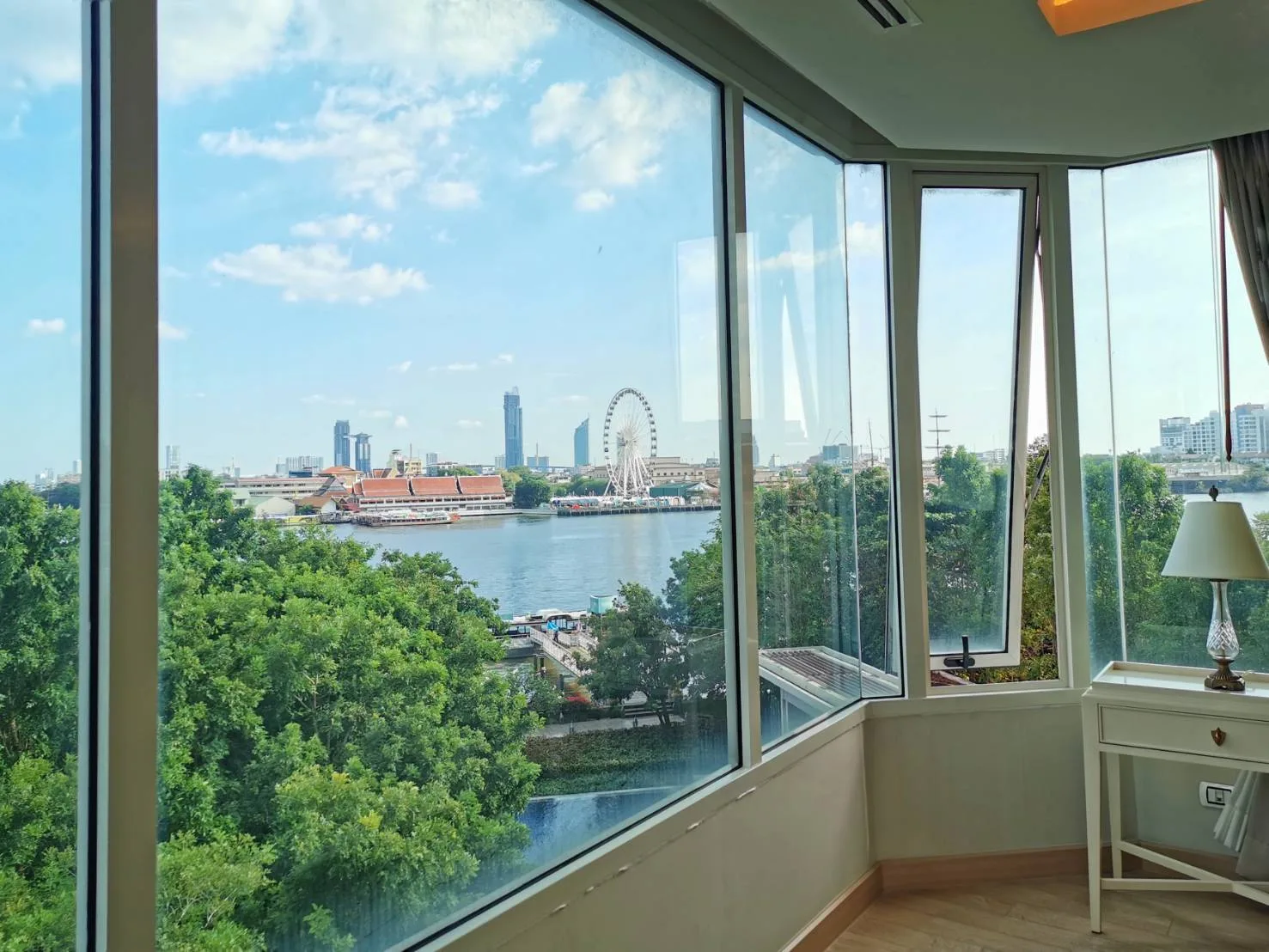 Property photos for Watermark Chaophraya