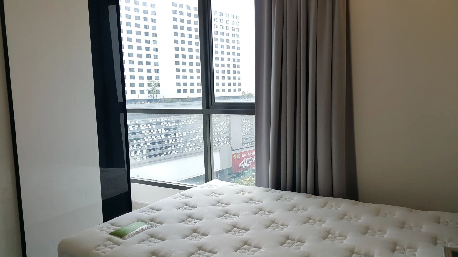 Property photos for Ideo Mobi Rama 9