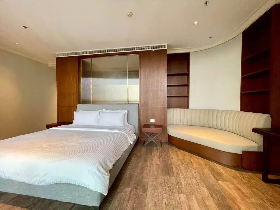 Property photos for Noble Ploenchit
