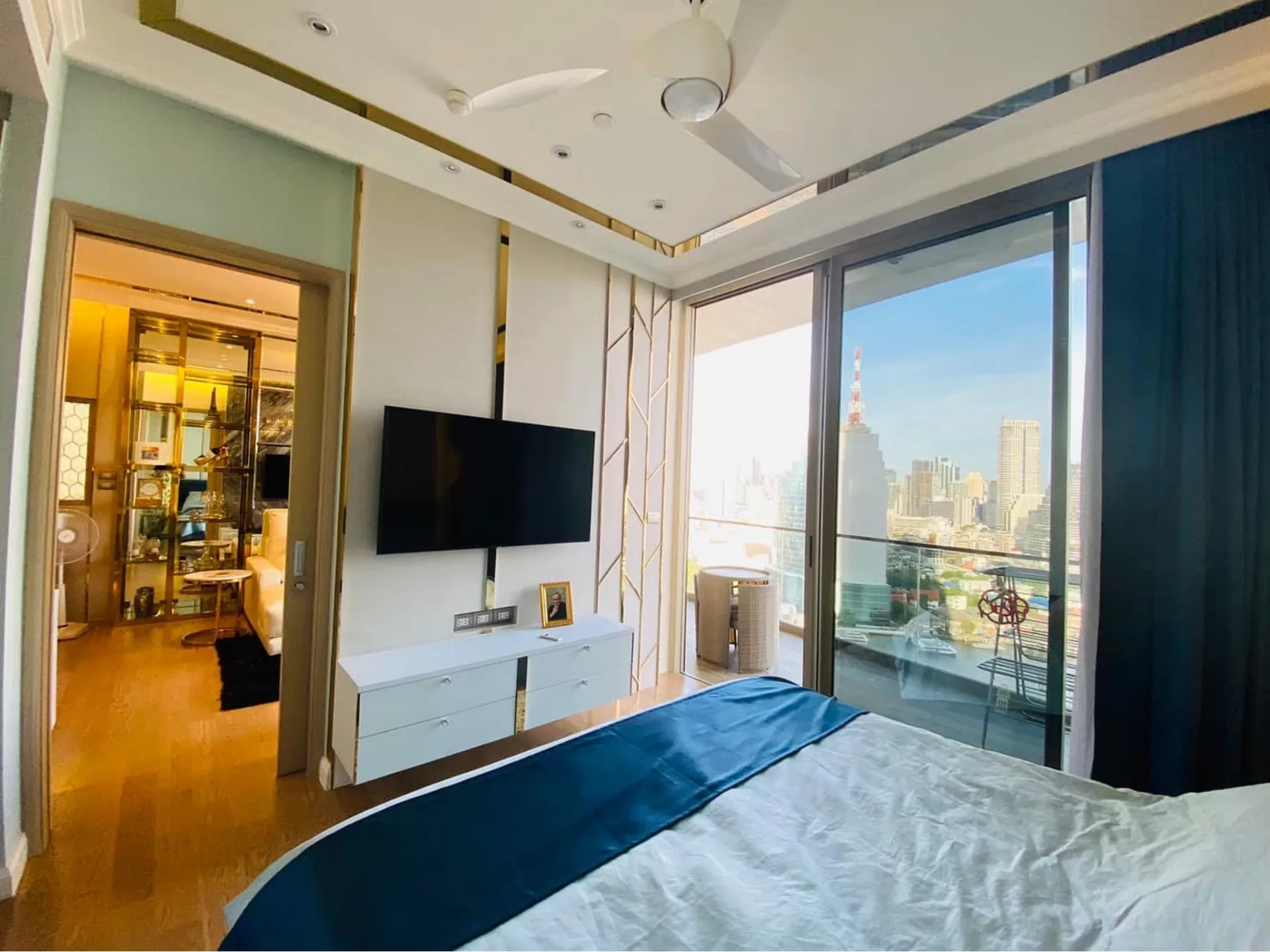 Property photos for Magnolias Waterfront Residences