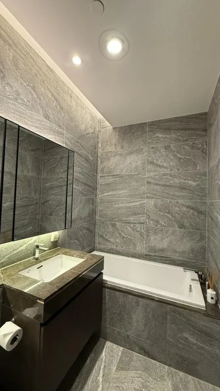 Property photos for The Esse Sukhumvit 36
