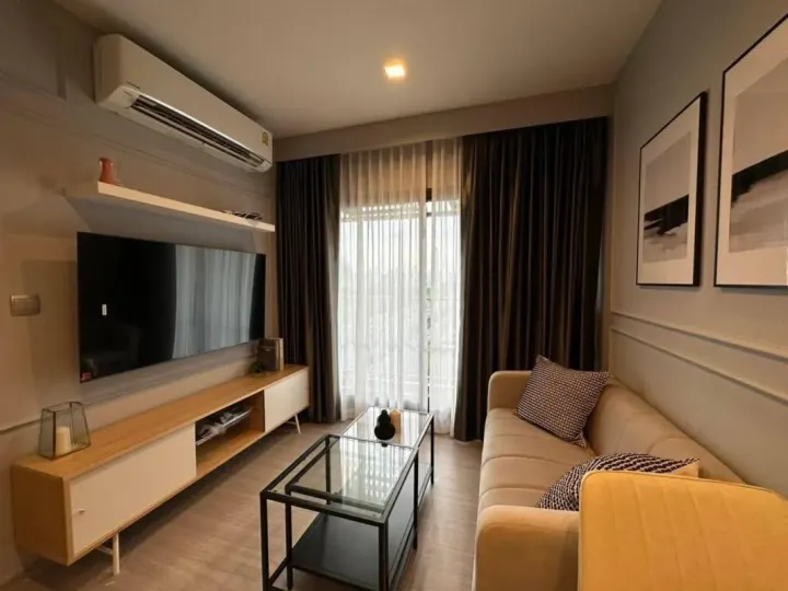 Property photos for Life Asoke Hype